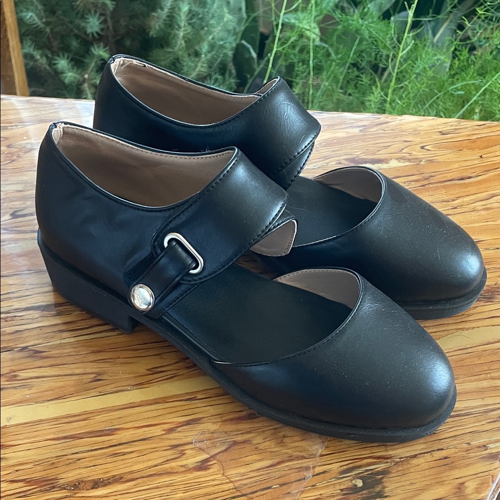 Elegant Black Mary Jane Shoes